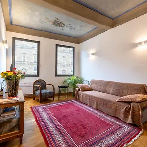Apartment Nuovo Piazza Pitti, Florence